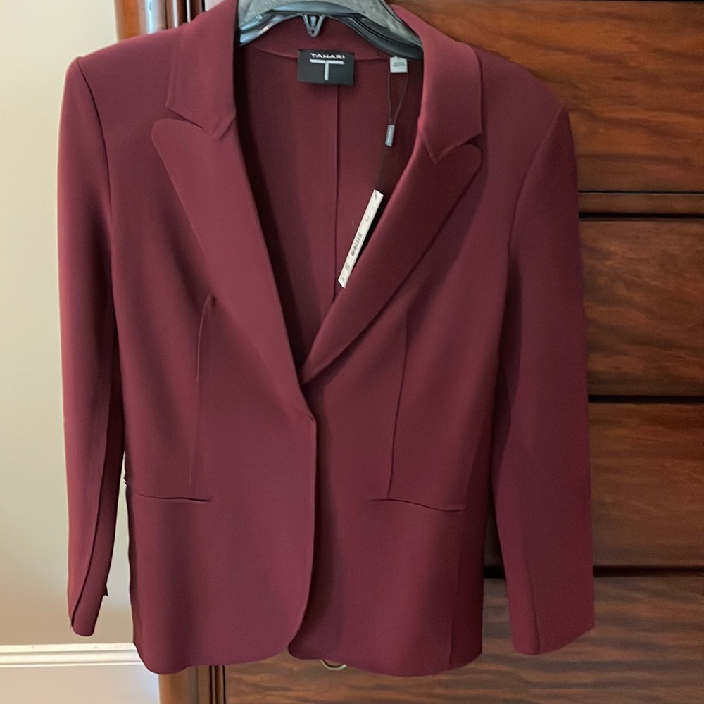 Tahari Blazer
